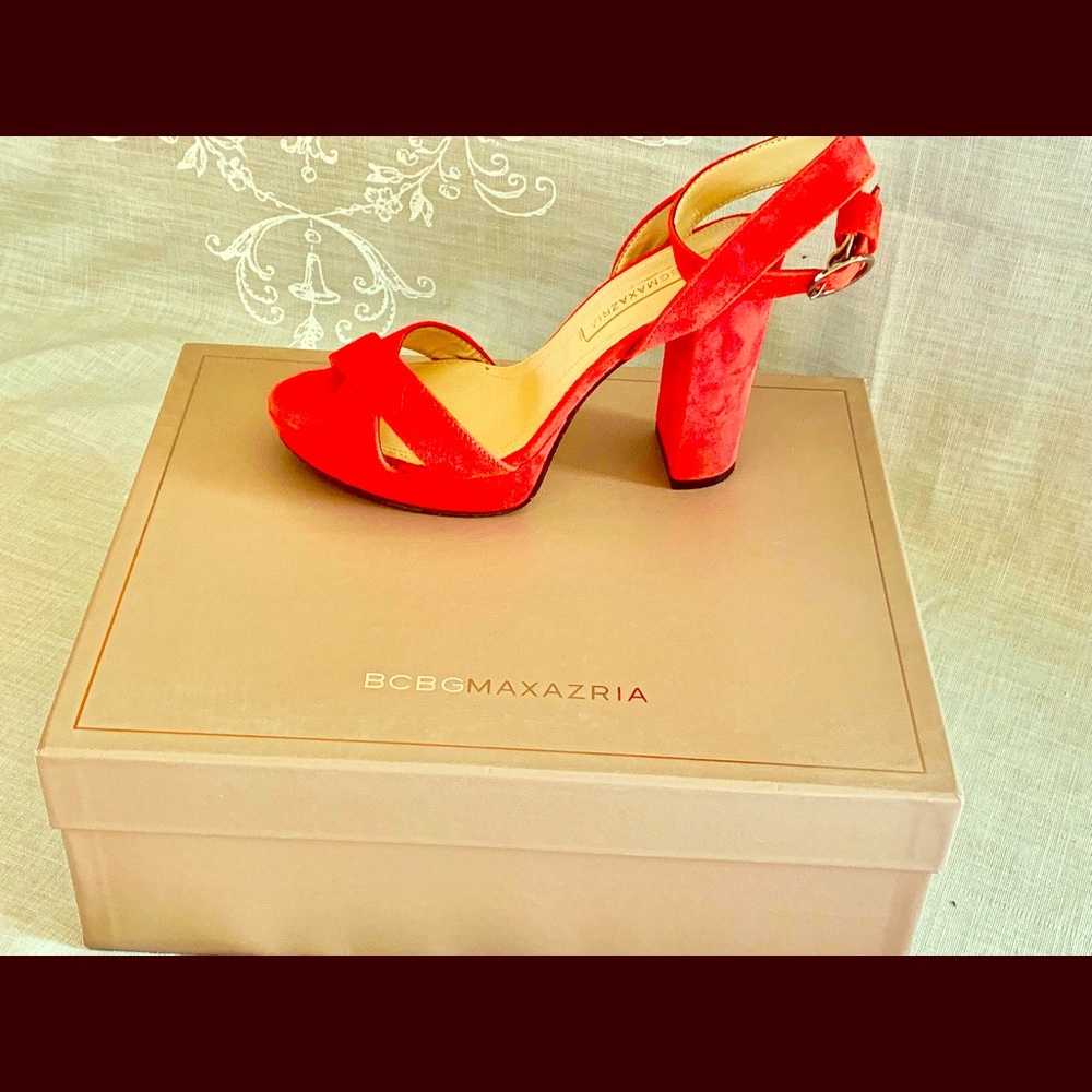 Red Suede BCBG Lea Strappy Sandle Heels SZ 7.5